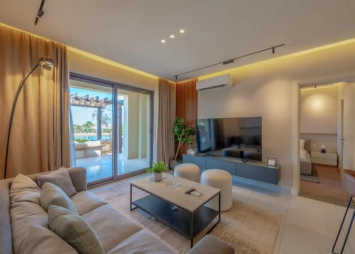 Serene Lakeview Escape 2Br At Cyan Elgouna