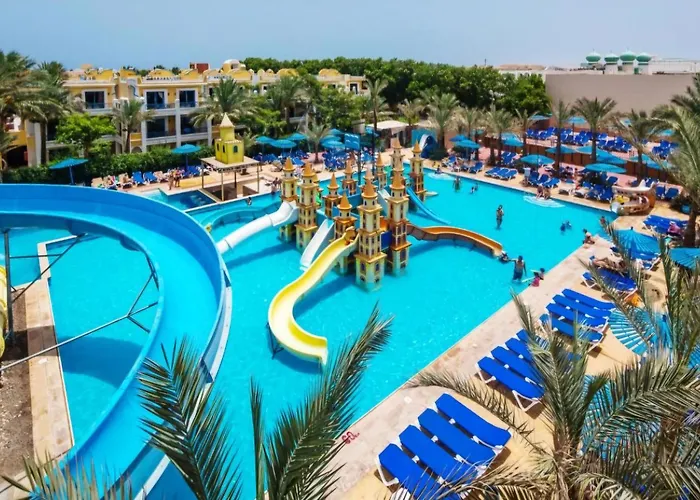 Minaland Beach Resort & Aquapark