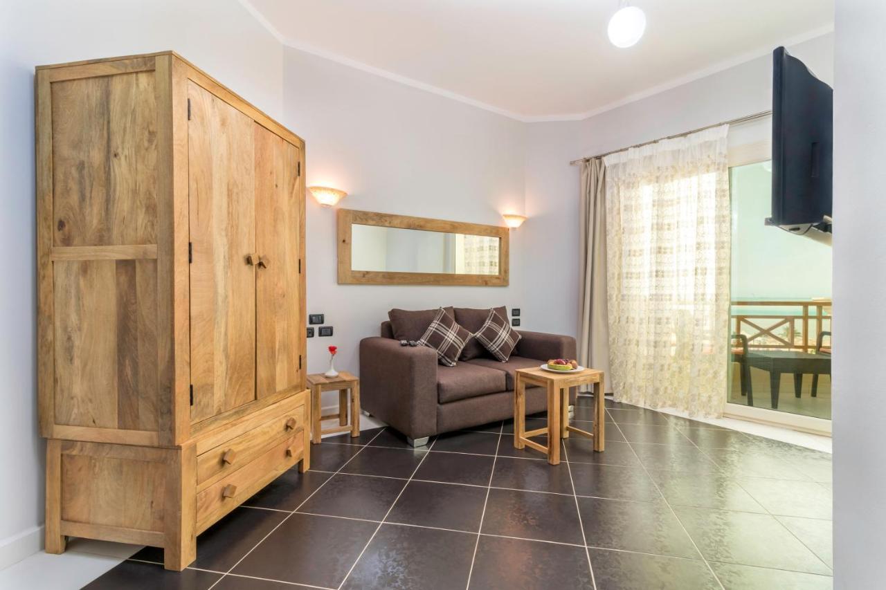 Resort Royal Serviced 4*
