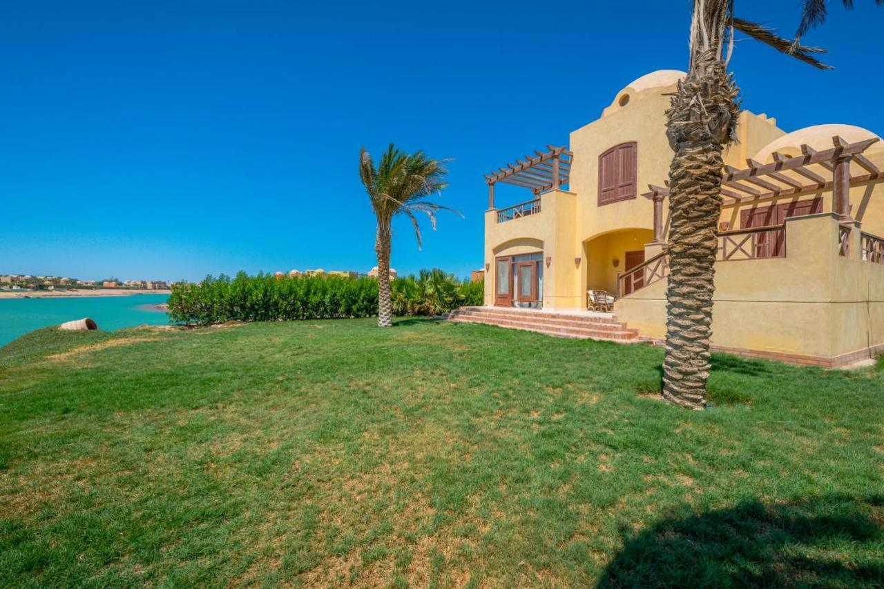 Apartment Scenic Views 3-bedroom In Sabina, El Gouna Private Jacuzzi & Lagoon Access *