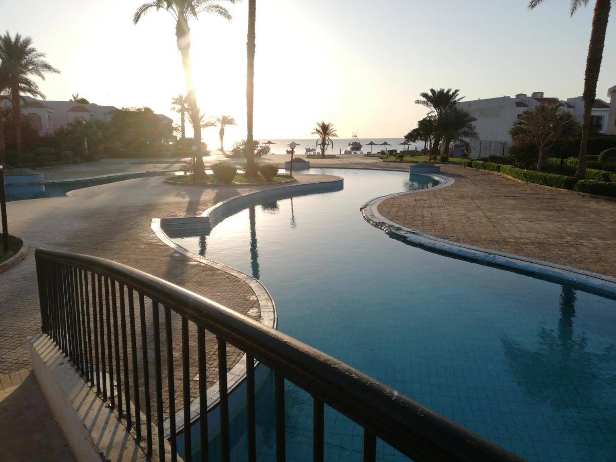 Apartment With Private Beach, Mamsha Hurghada
