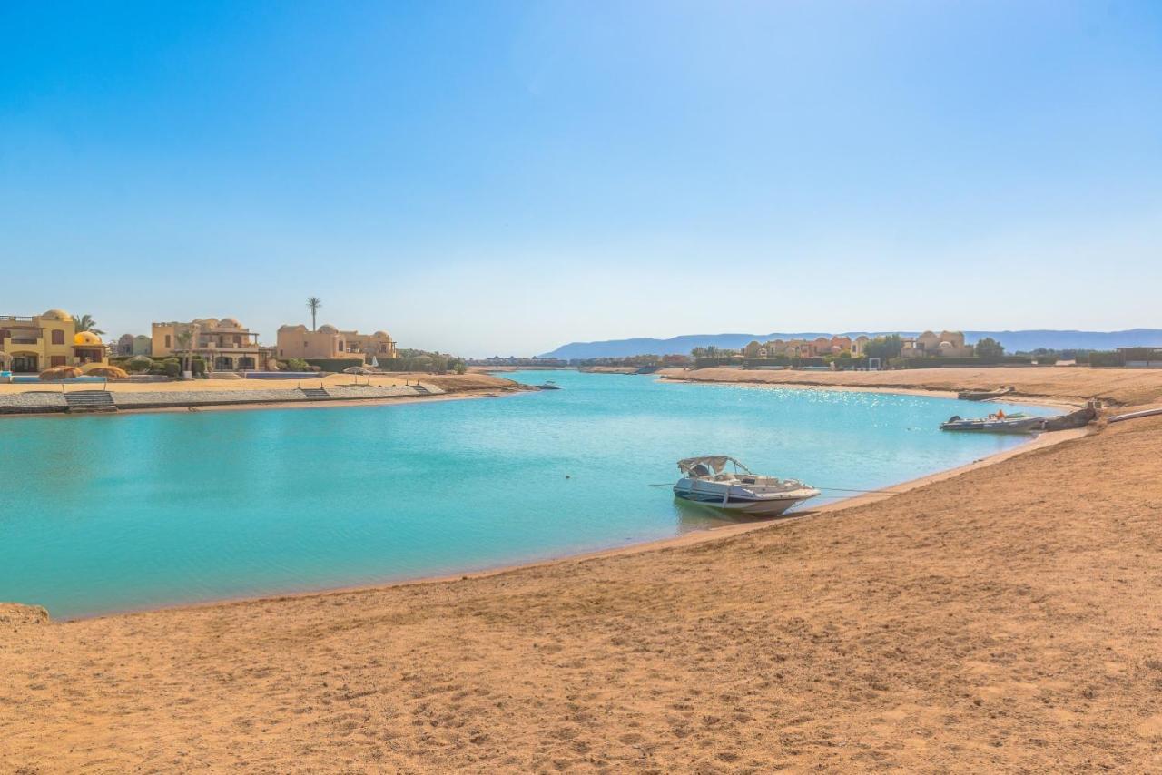Sabina Classy 1 Bedroom Lagoon View & Pool El Gouna