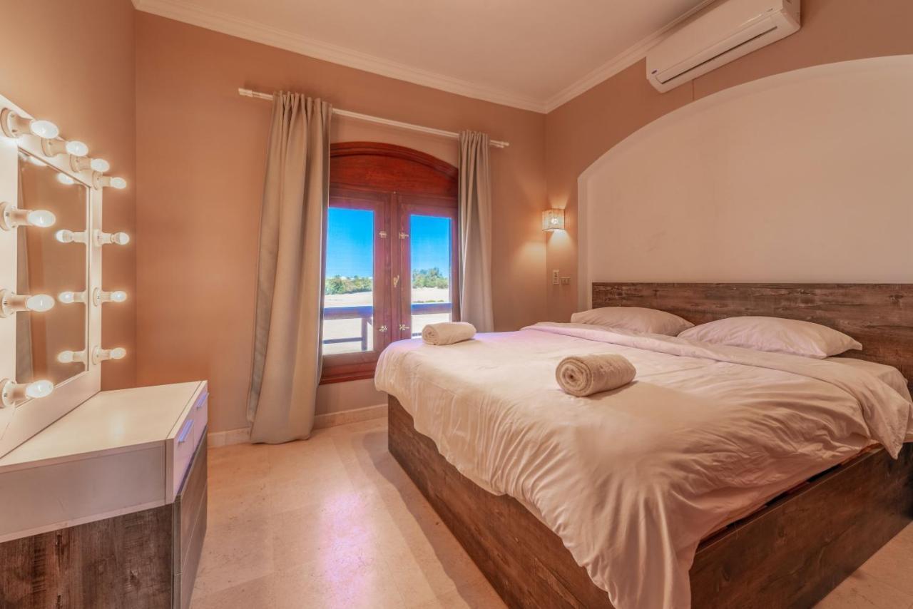 Sabina Classy 1 Bedroom Lagoon View & Pool El Gouna