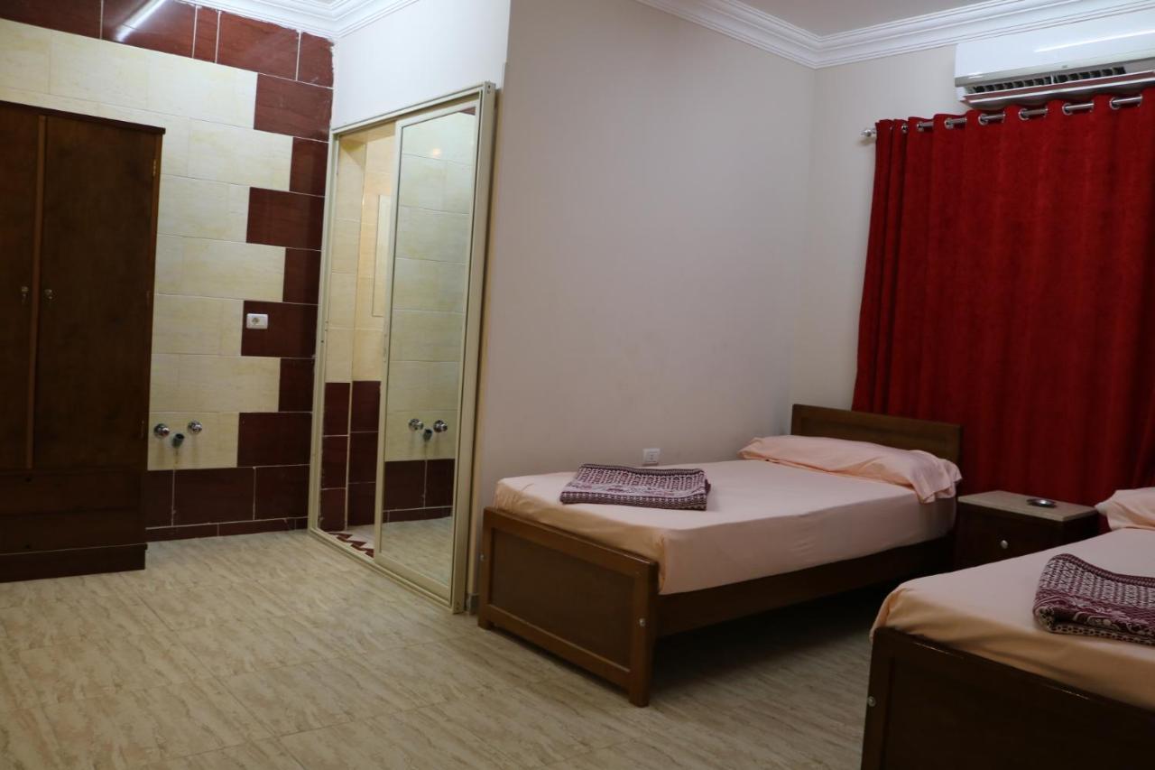 Hotel Sherry