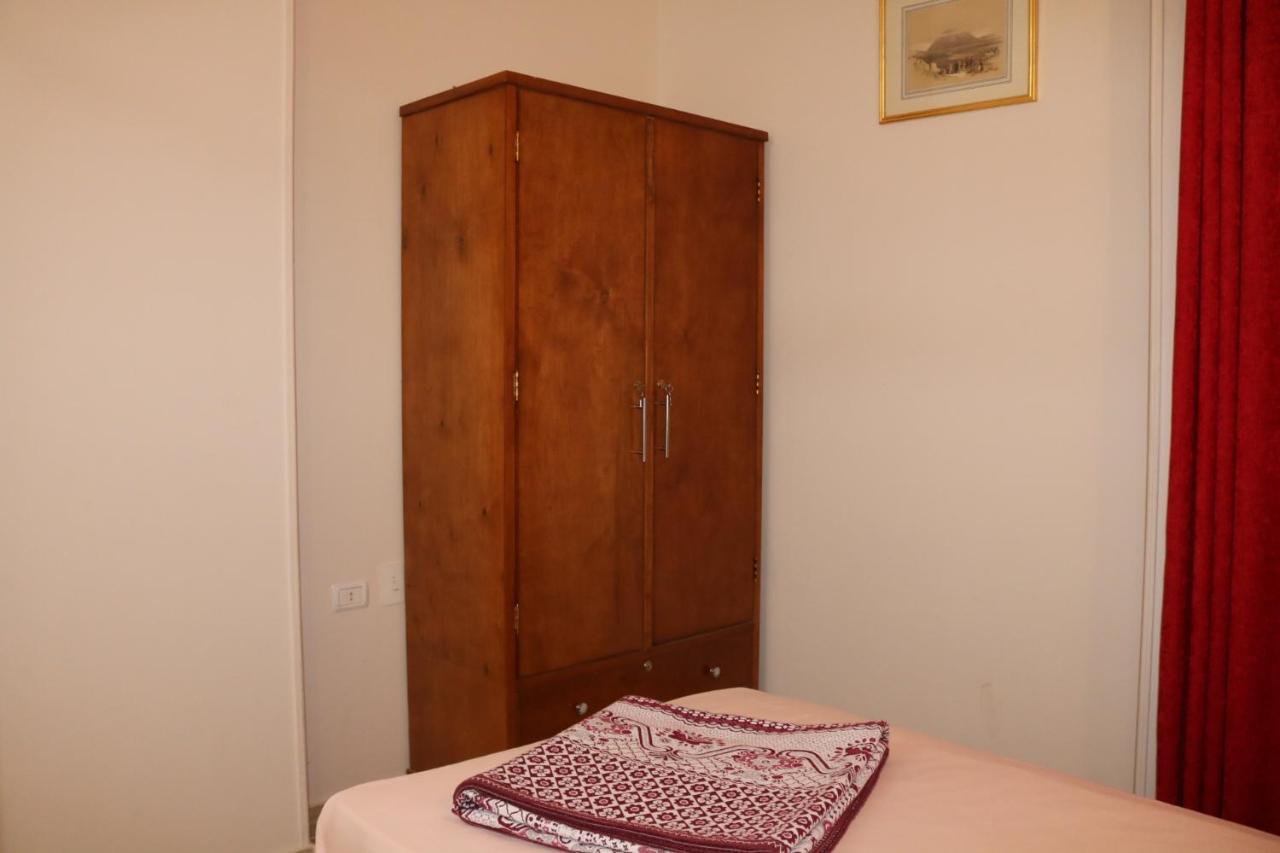 Hotel Sherry