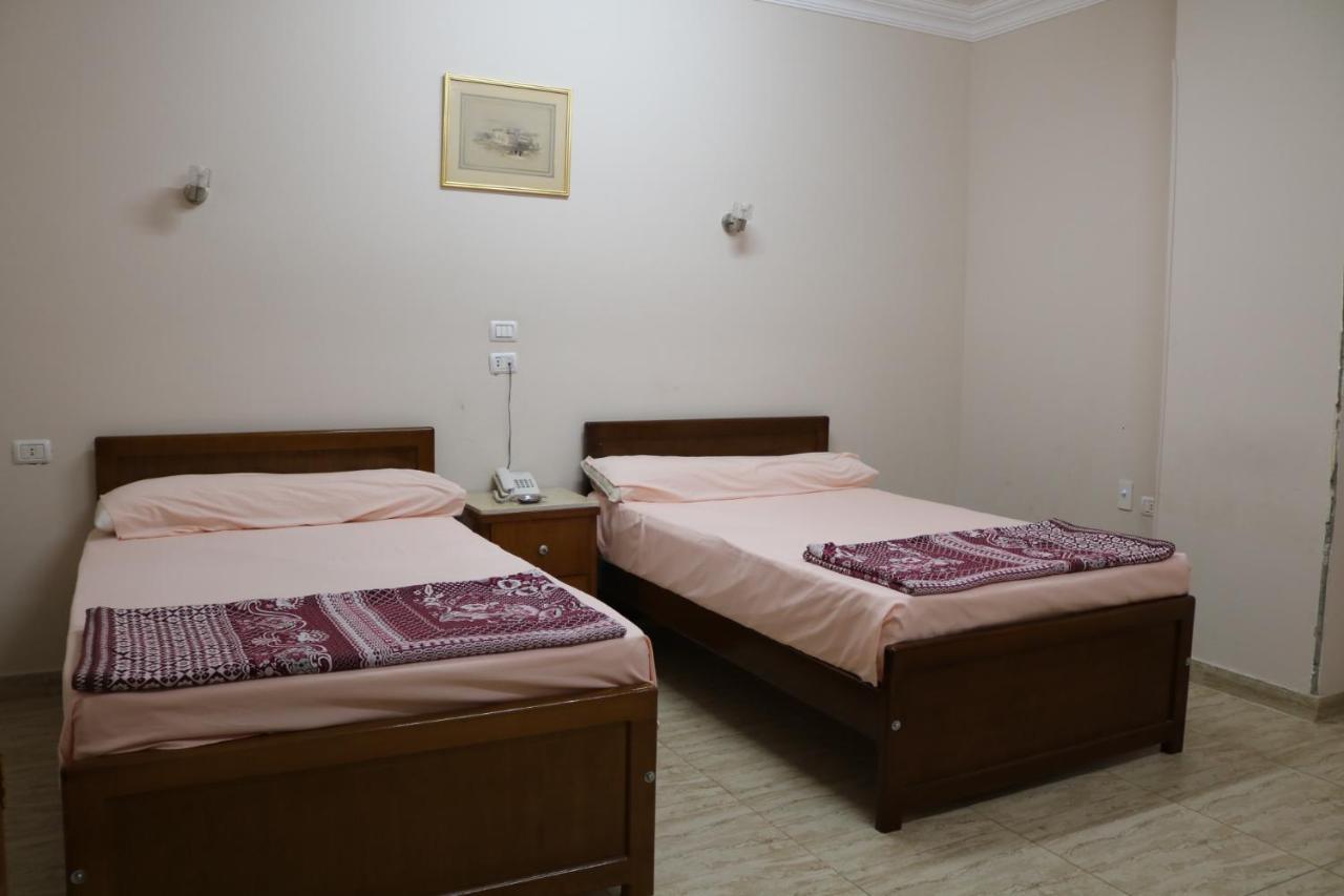 Sherry Hotel