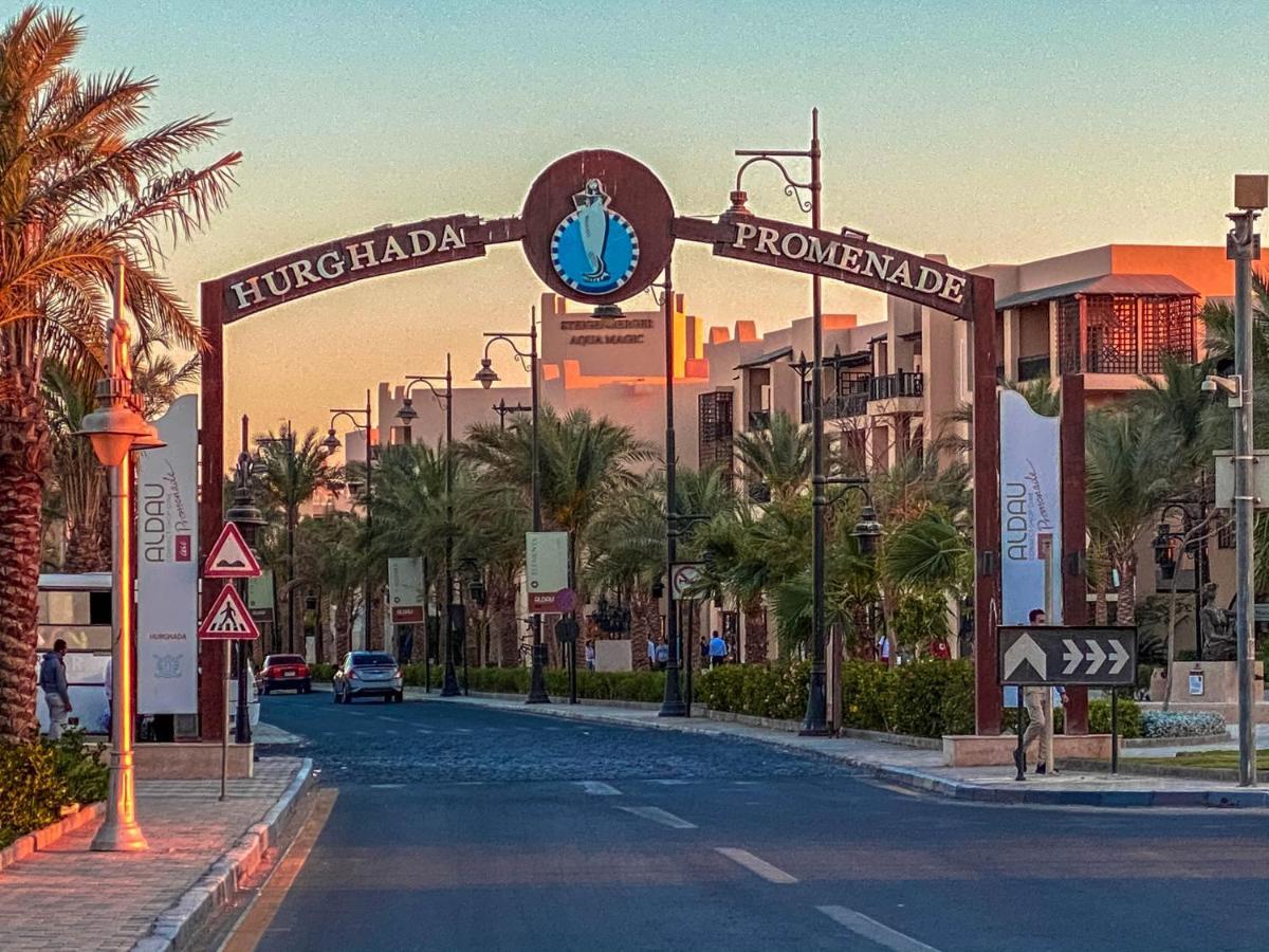 The Touristic Promenade * Hurghada