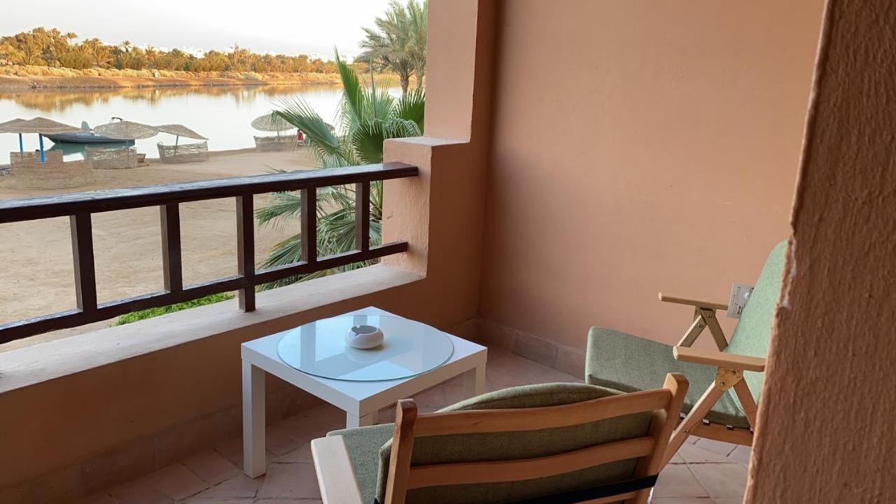 West Golf 1br