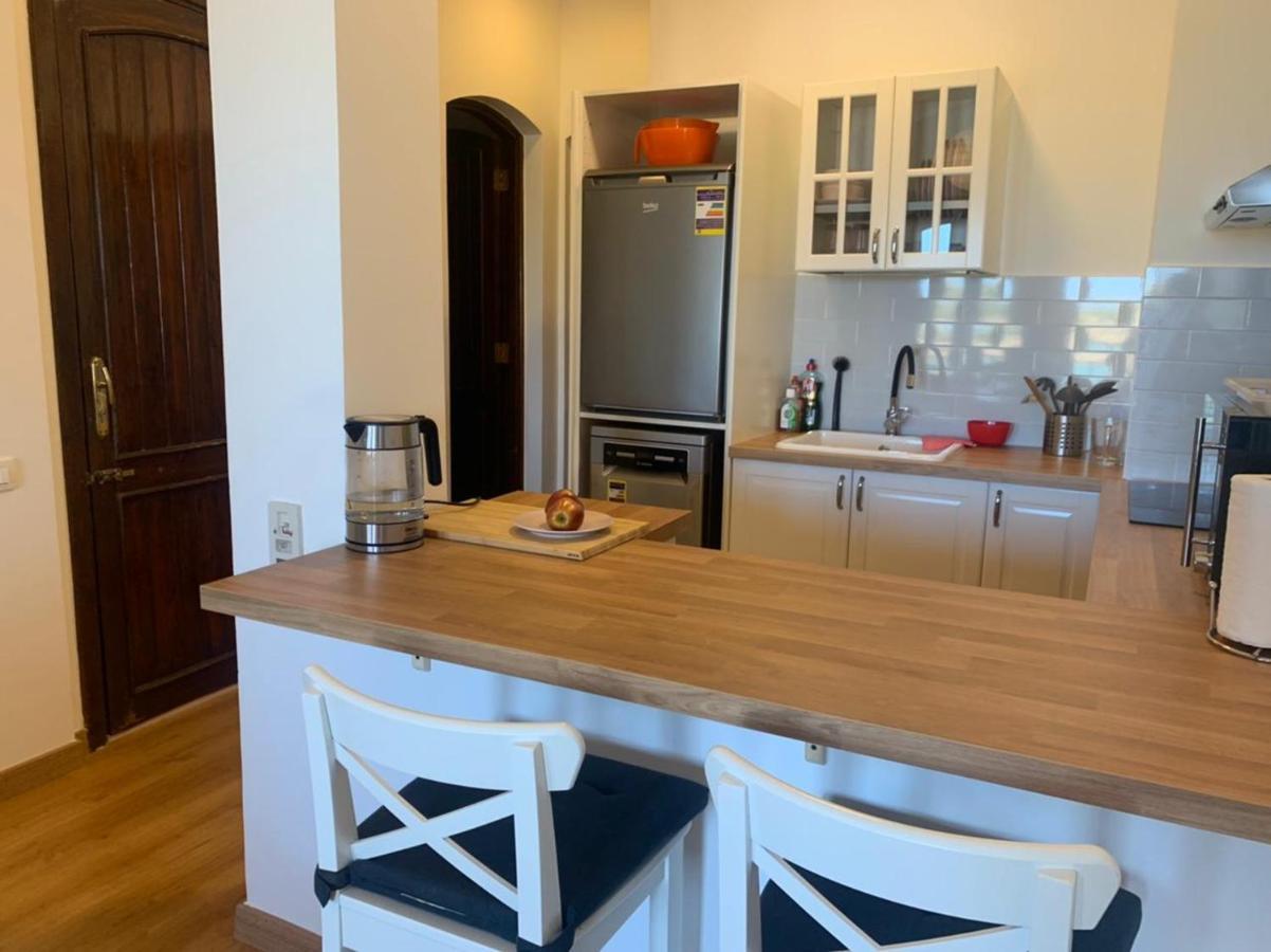 West Golf 1br Apartment *