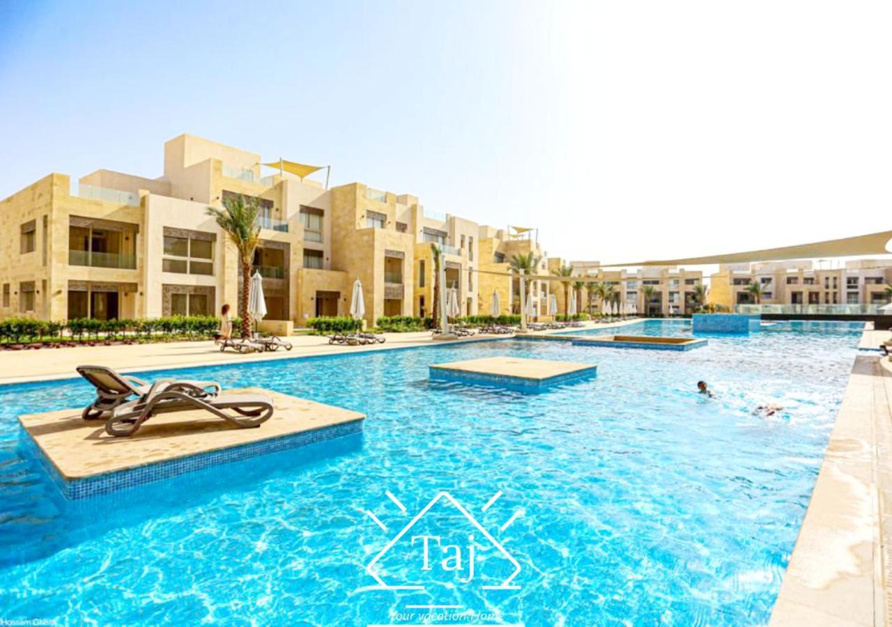 Taj Home, Mangroovy, Pool View, Free Beach Access With Nanny's Appartement *