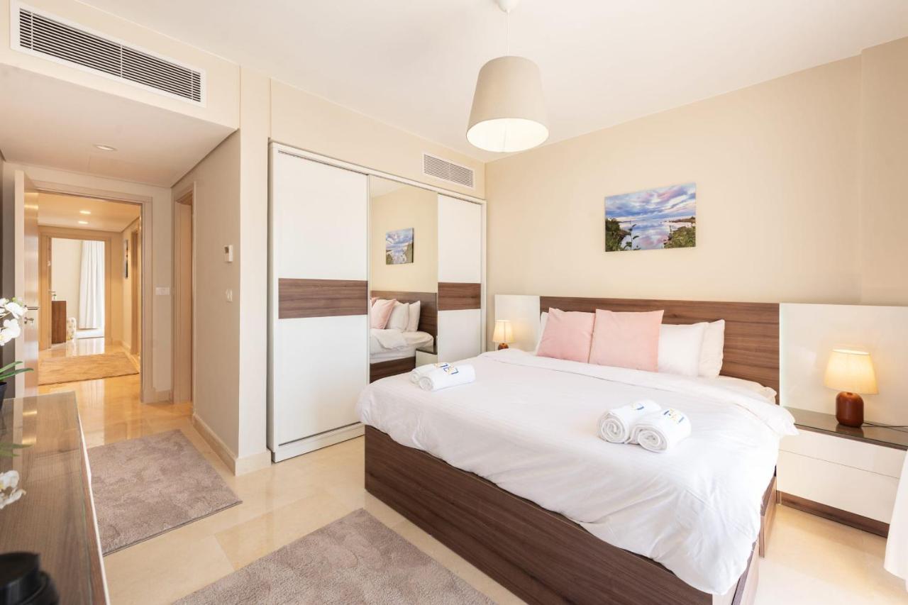 Apartamento Luxe 3bdr W Private Rooftop Jacuzzi & Access Hurghada
