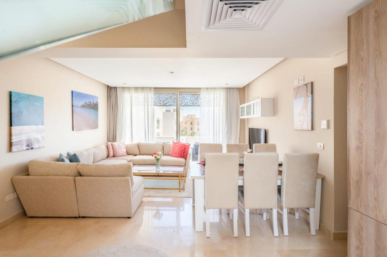 Luxe 3bdr W Private Rooftop Jacuzzi & Access Hurghada
