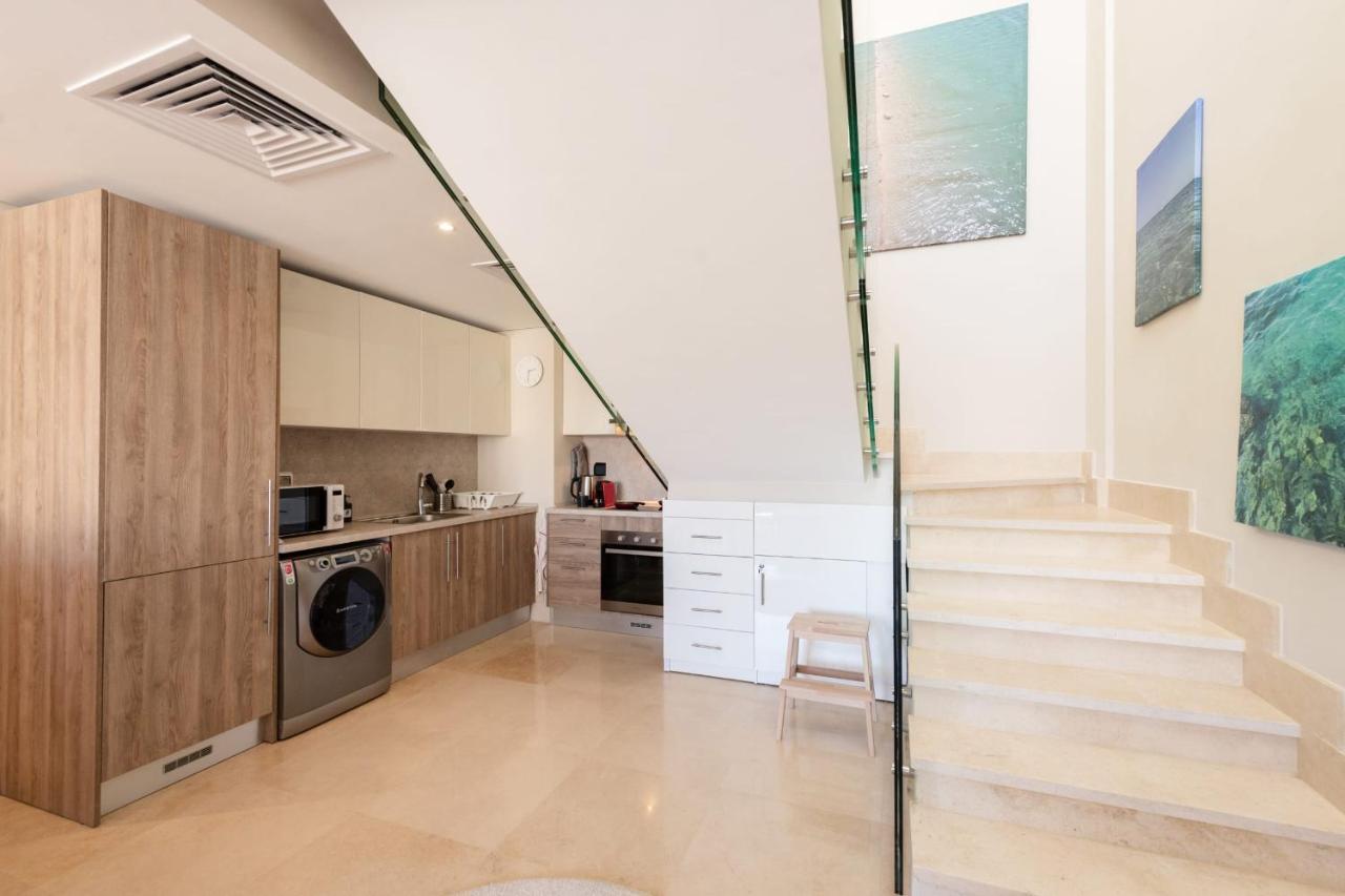 Luxe 3bdr W Private Rooftop Jacuzzi & Access