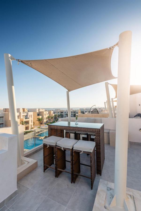 Apartamento Luxe 3bdr W Private Rooftop Jacuzzi & Access Hurghada