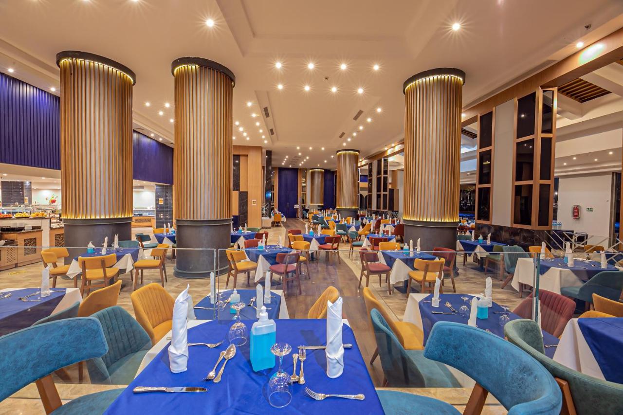 Titanic Aqua Park - Families And Couples Only Resort