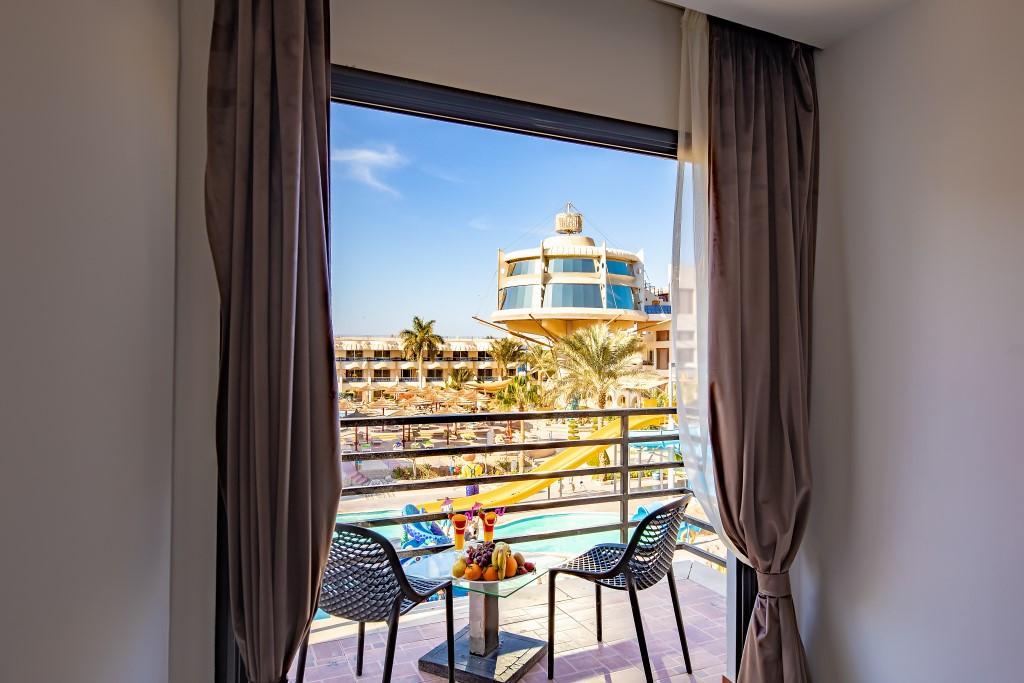 La Rosa Waves And Aqua Park Hurghada