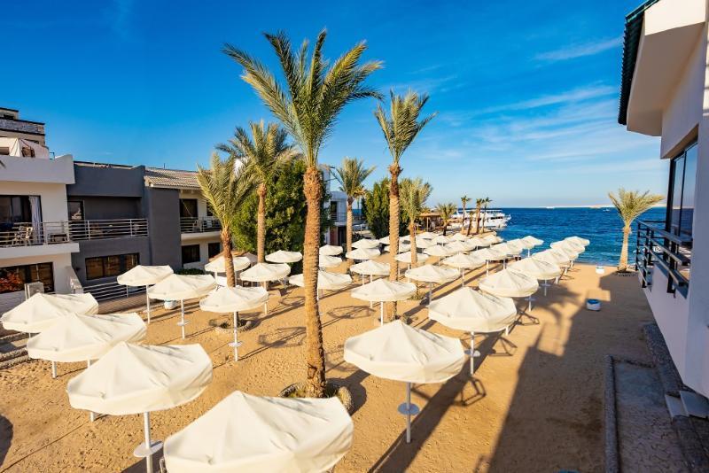 La Rosa Waves And Aqua Park 4*