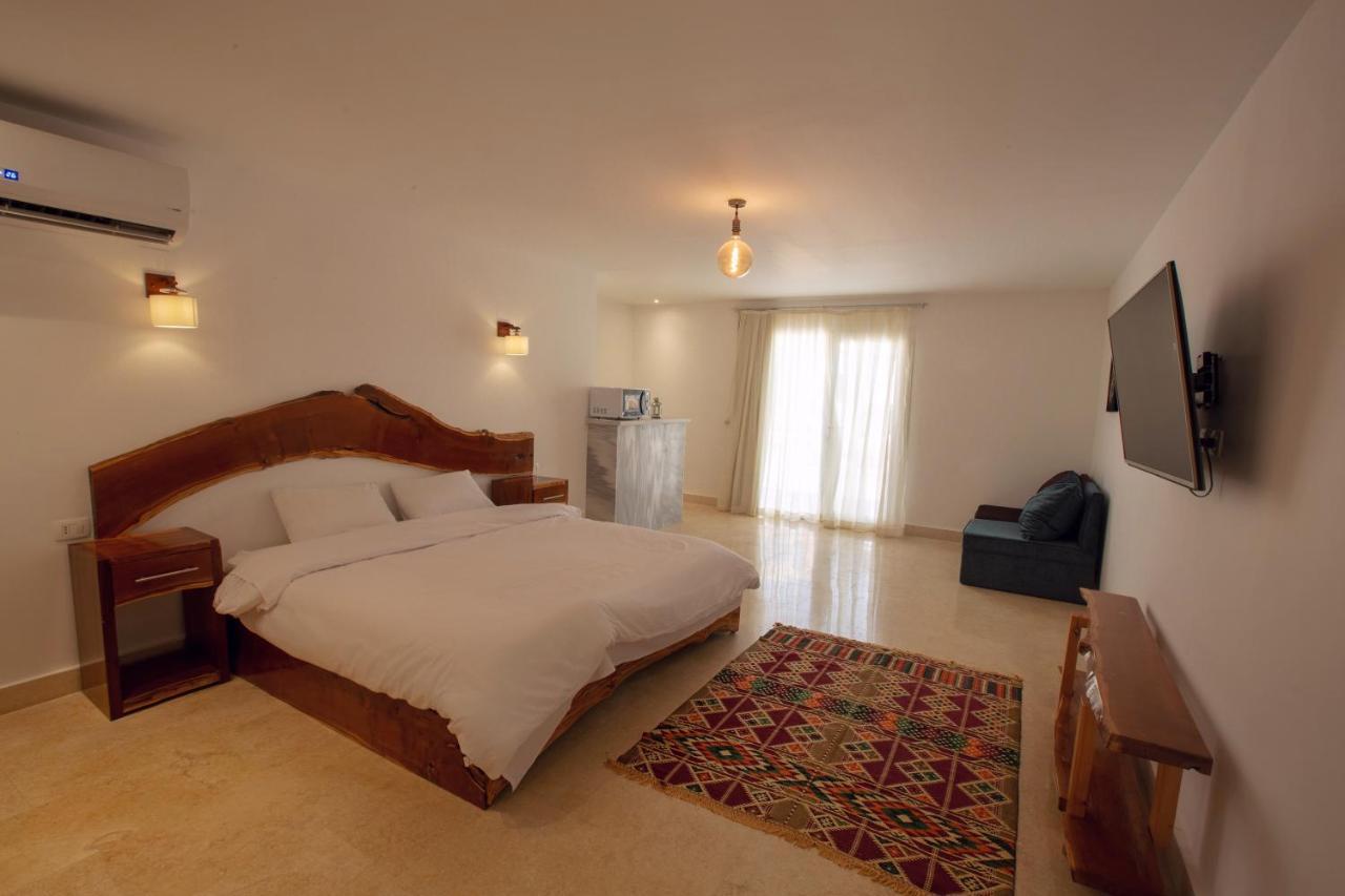 23 Havens Apartment *