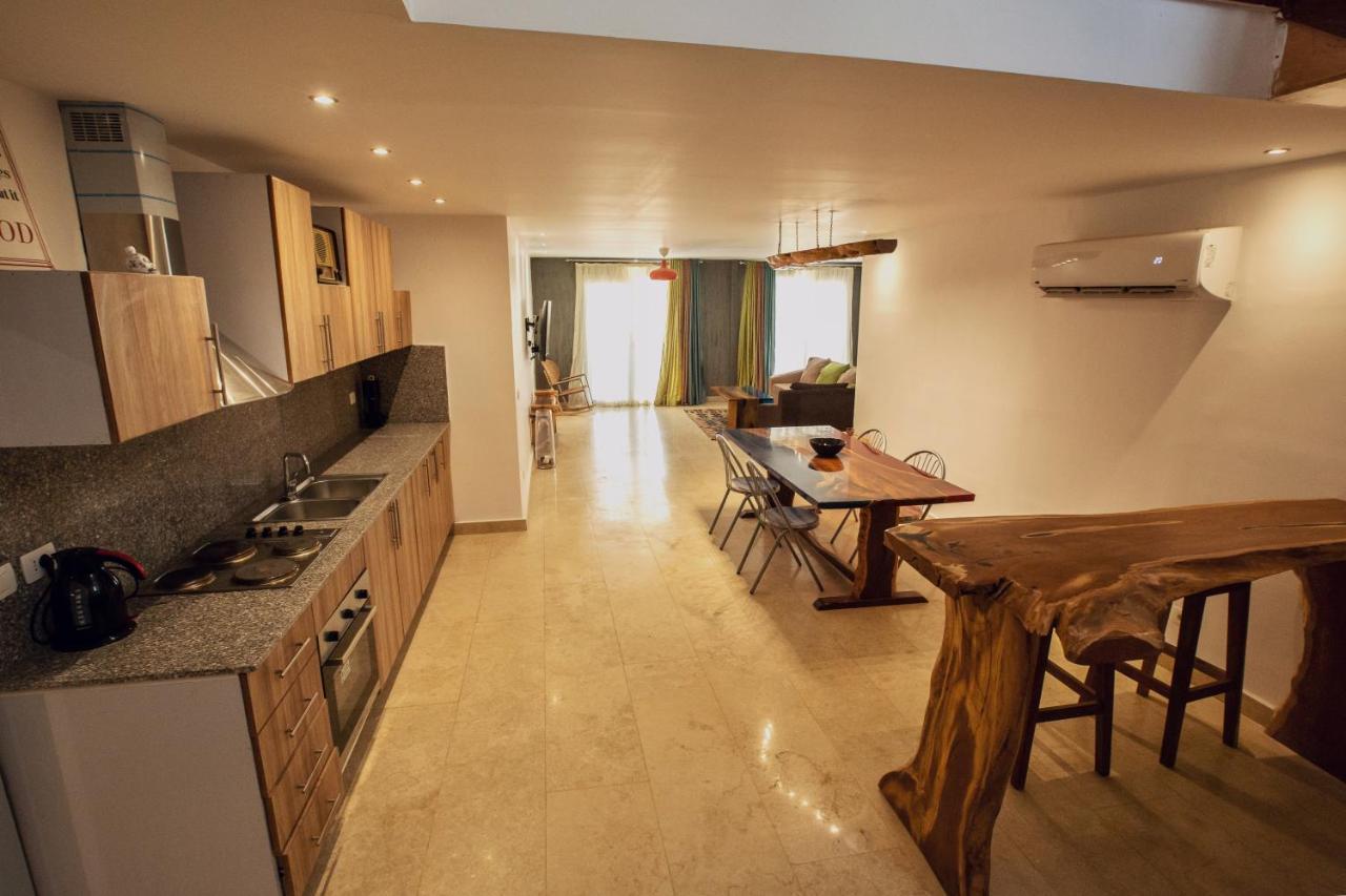 Apartment 23 Havens
