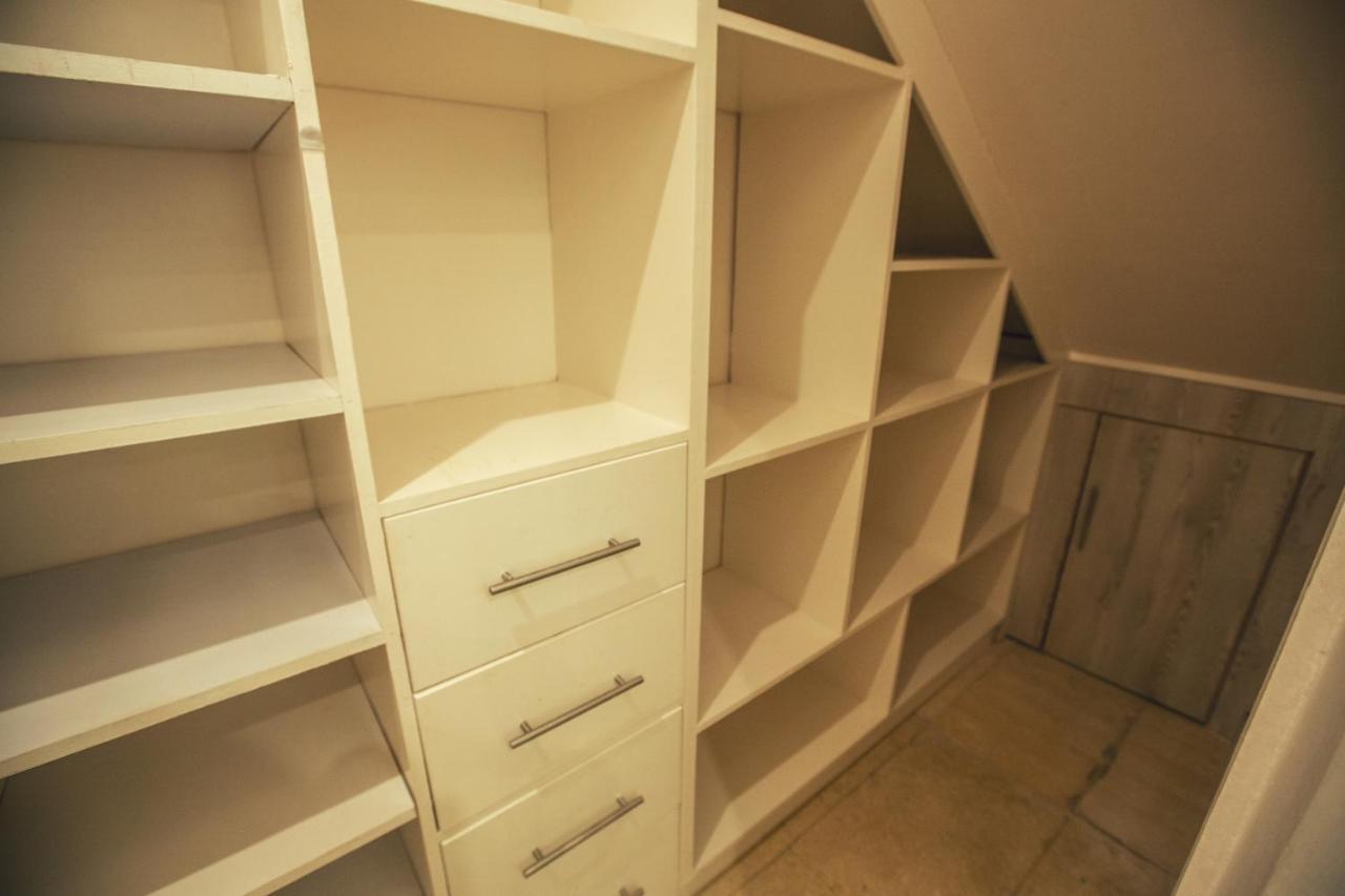 23 Havens Apartment *