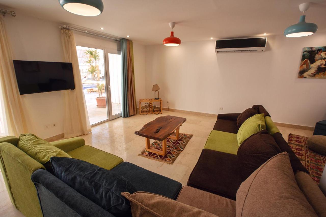 23 Havens Apartment *