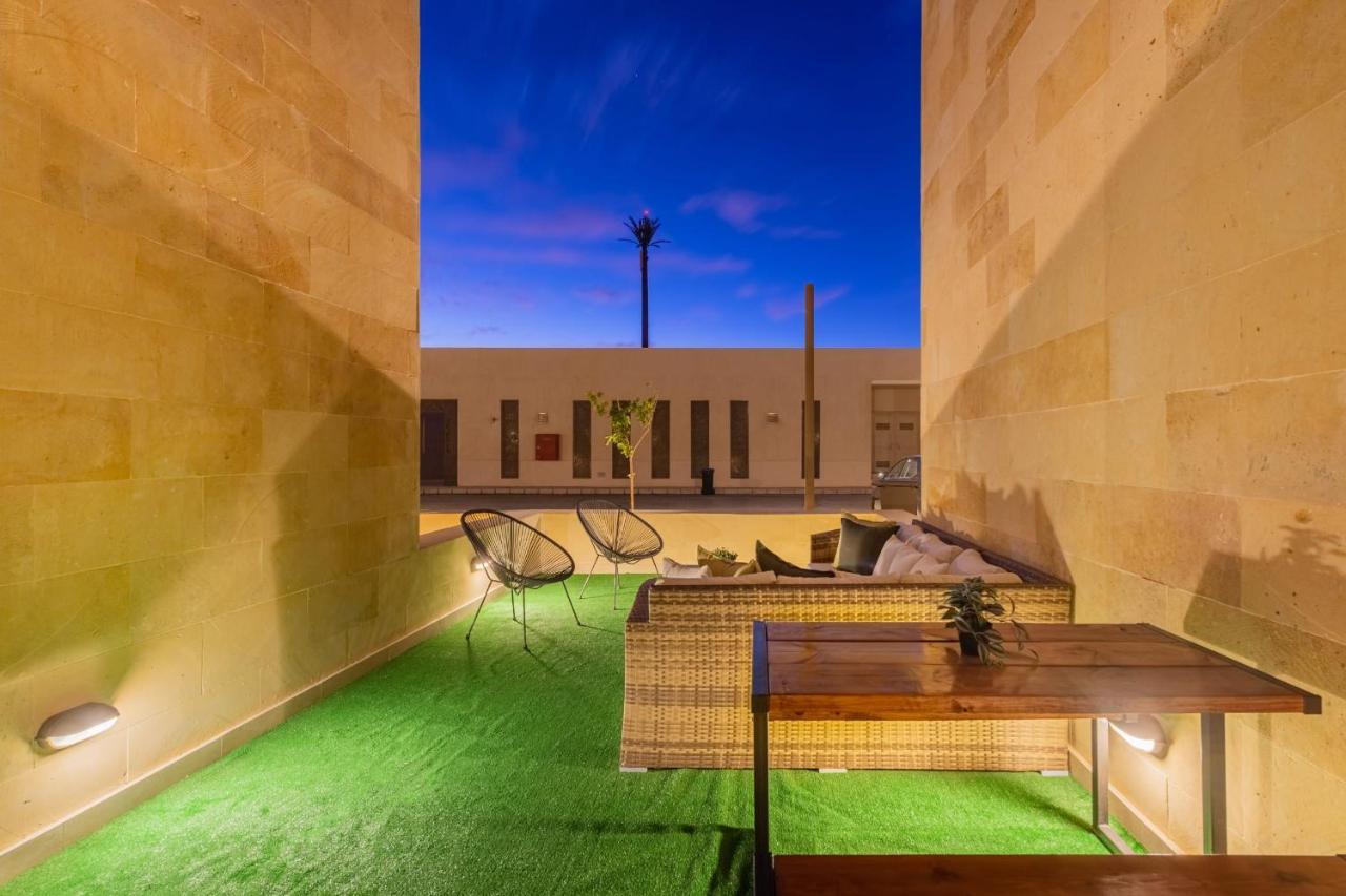 Elegant & Edgy 2 Bedroom W & Pool Mangroovy * Hurghada