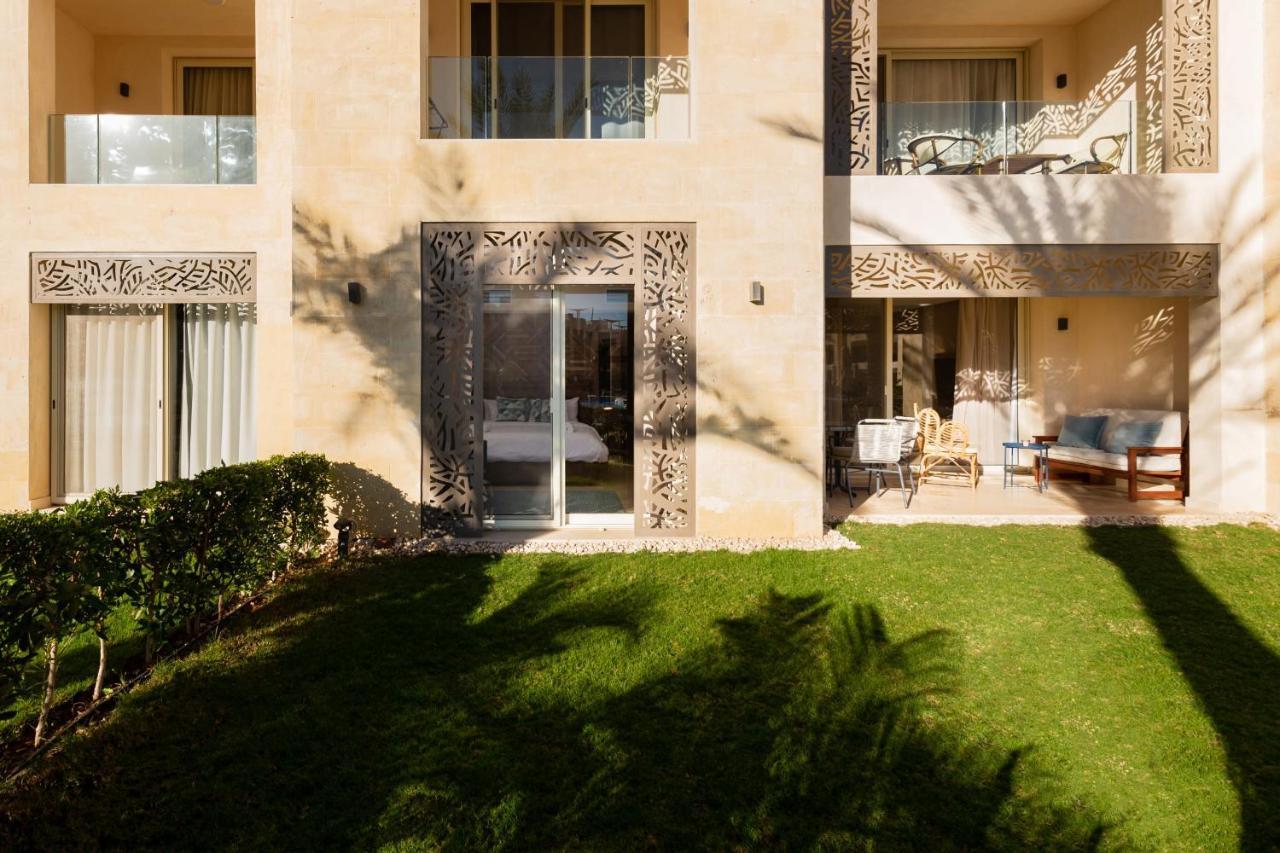 Elegant & Edgy 2 Bedroom W & Pool Mangroovy *
