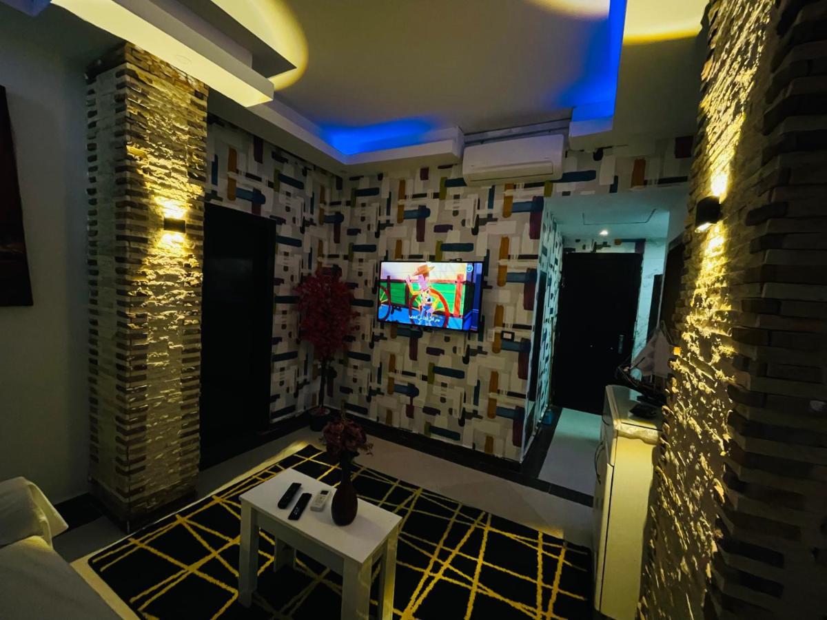 Chalet Furnished For Rent In Cecilia