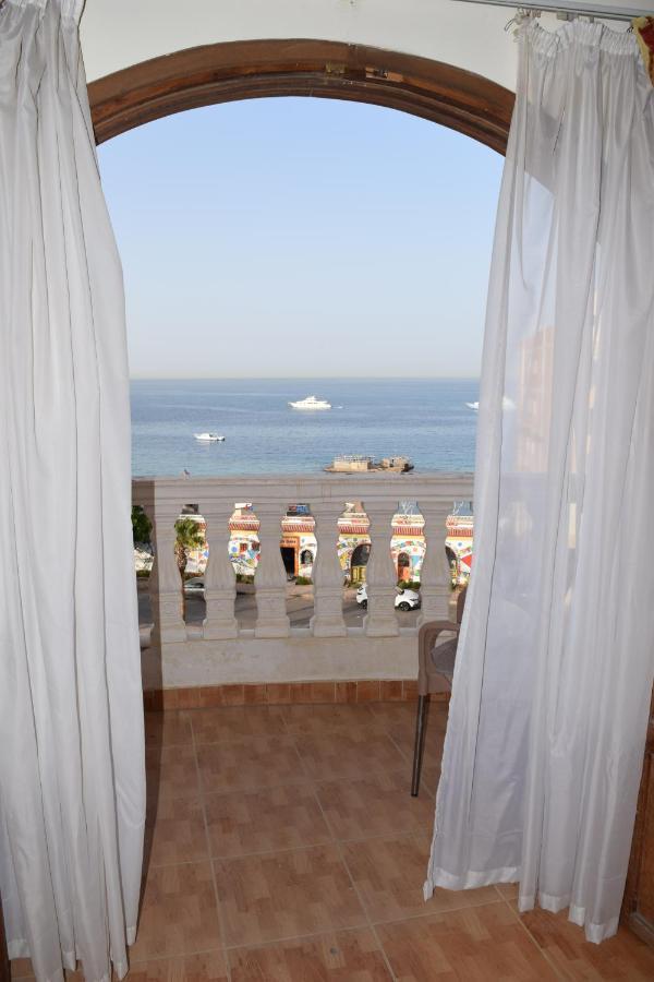 Absolute Sea View Flats Appartement *