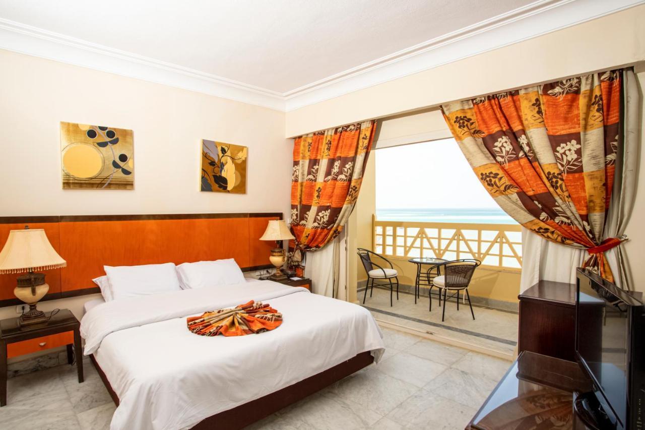 Amc Royal & 5* Hurghada