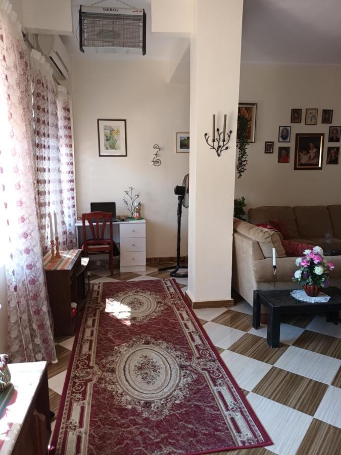 Homestay I Med Pool