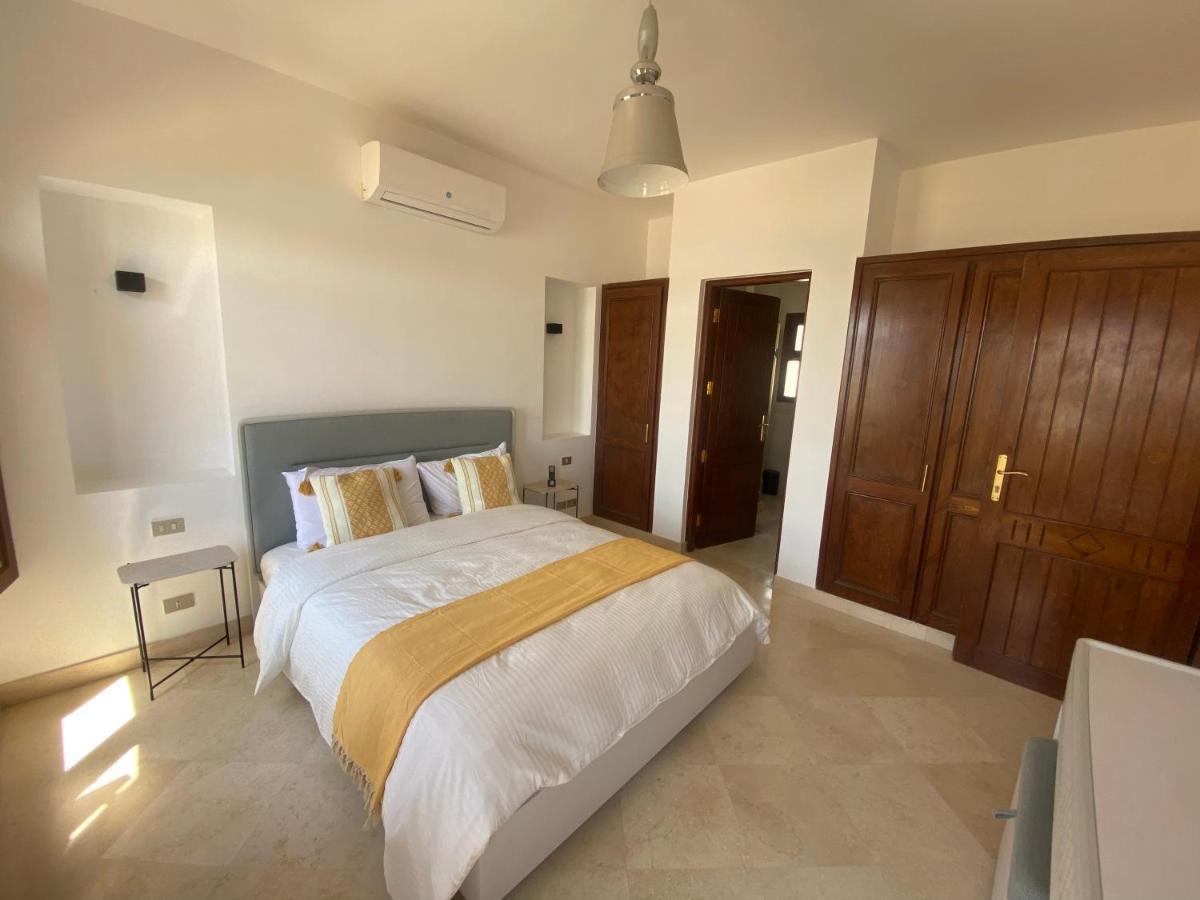 Sabina 2br Penthouse *