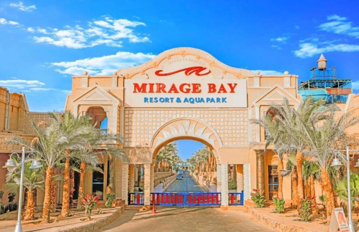 Le Mirage Bay And Aqua Park One Bedroom Private Inside View Aqua Building Apartment *