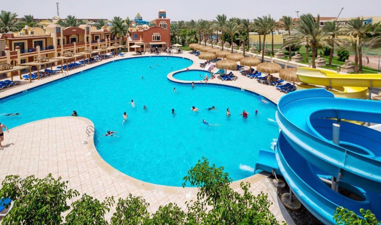 Apartment Le Mirage Bay And Aqua Park One Bedroom Private Inside View Aqua Building Hurghada