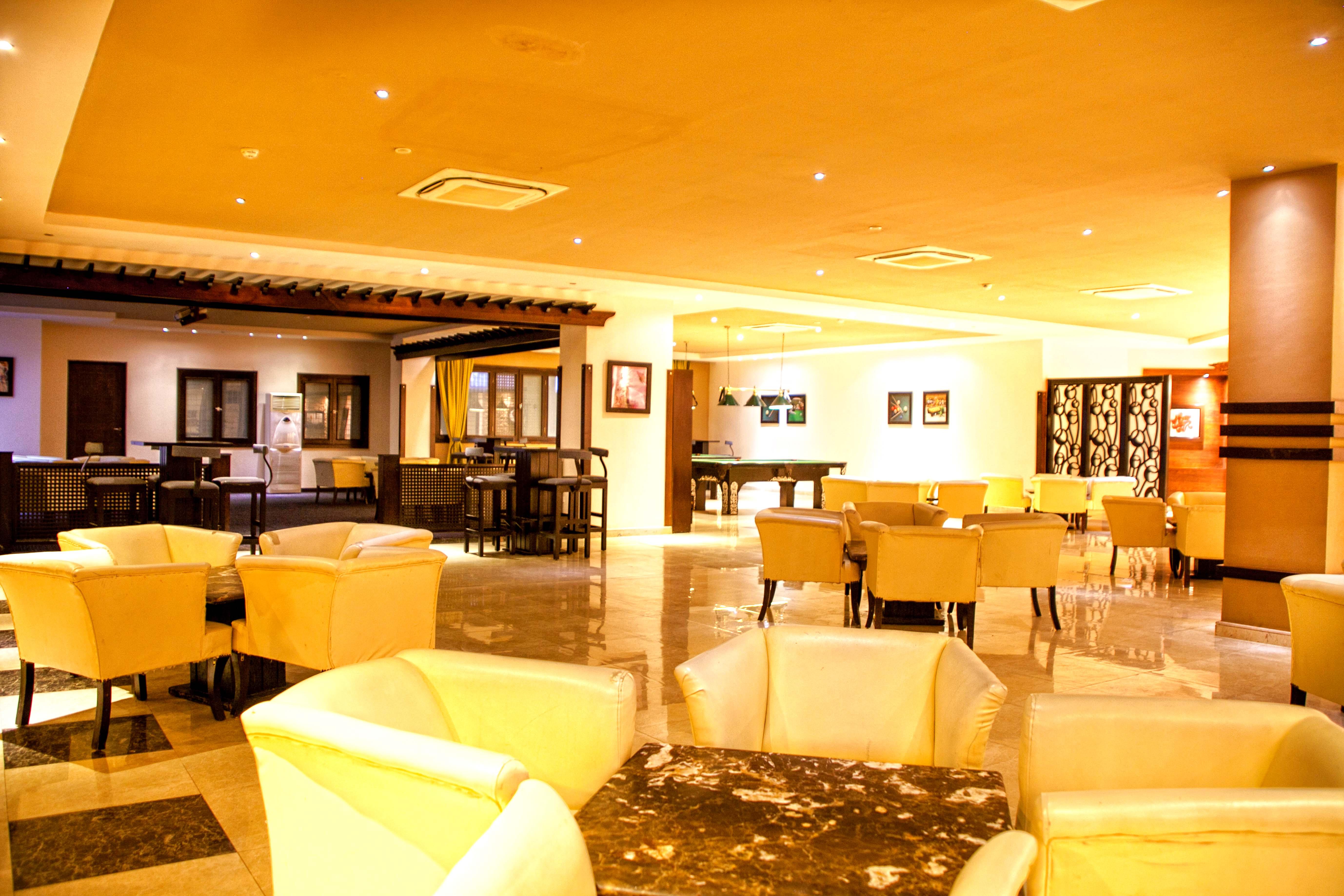 El Karma & Aqua Park -