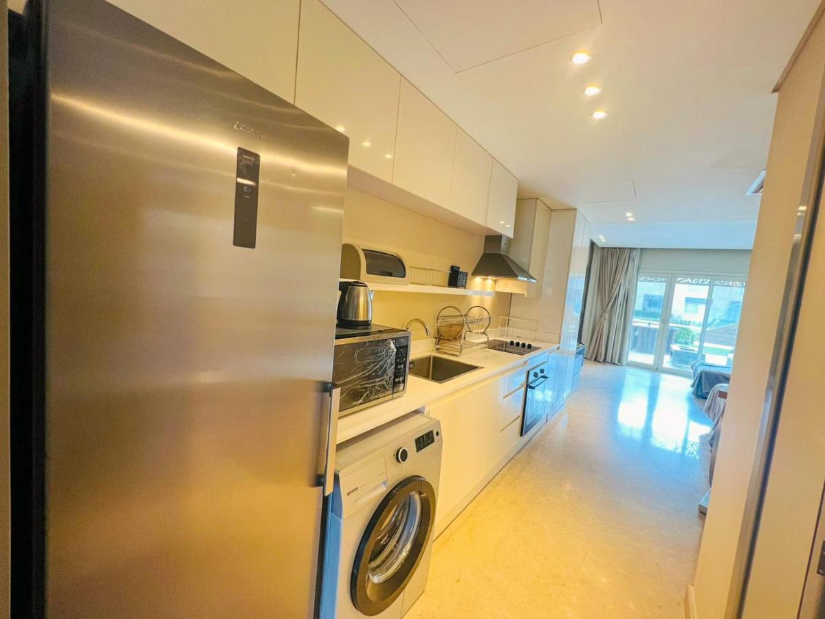 Luxurious 2br And Nanny & Pool And Sea View In Mangroovy Elgouna Apartment