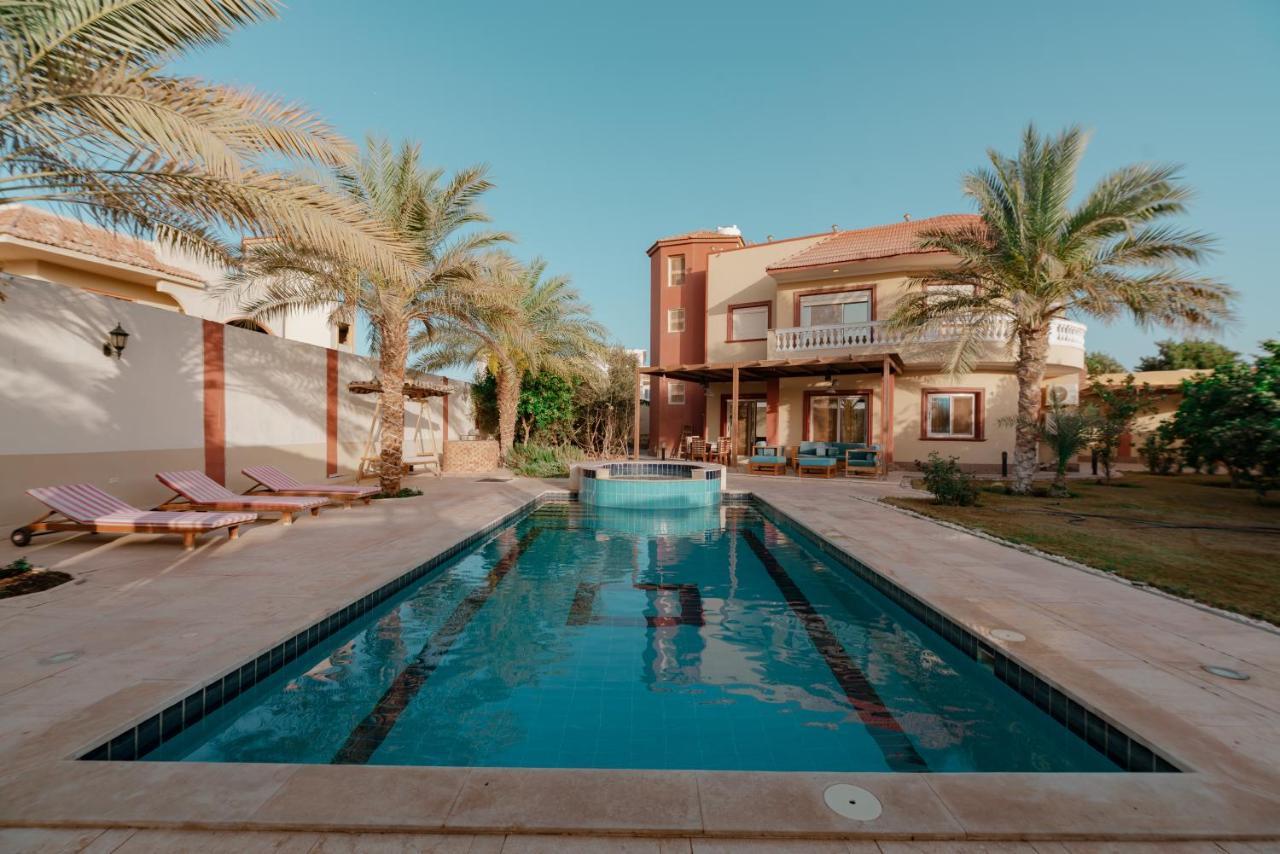 Luxury Private With Pool Villa *