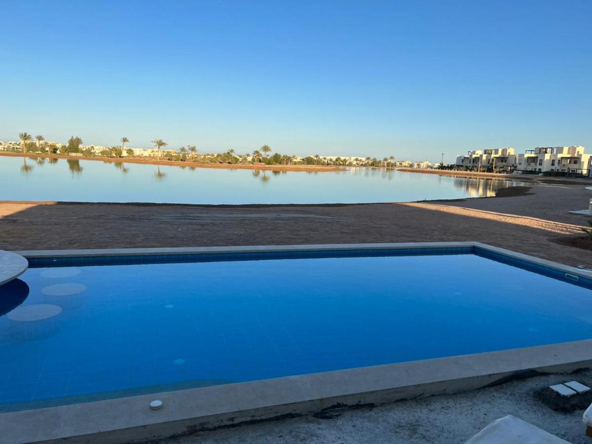 Gouna *