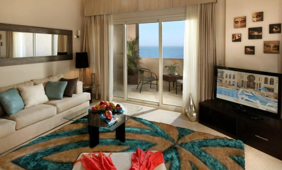Azzurra Sahl Hasheesh * Hurghada