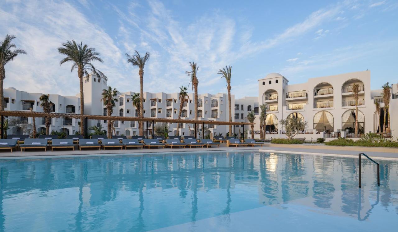 Hotel Serry 5*