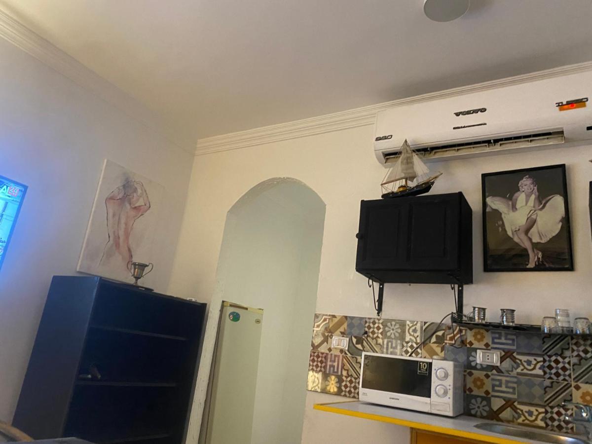 Apartment Bedroom With Bathroom Private Entrance In Sheraton Plaza Compound *