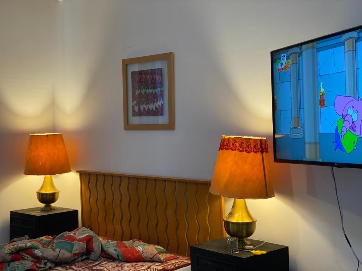 Apartment Bedroom With Bathroom Private Entrance In Sheraton Plaza Compound *