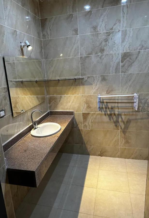 Appartement Noura Luxury With Free Pool And Access In *
