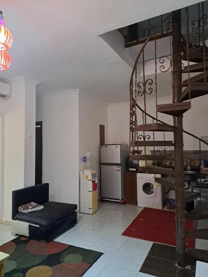 Apartment Lotus Compound *