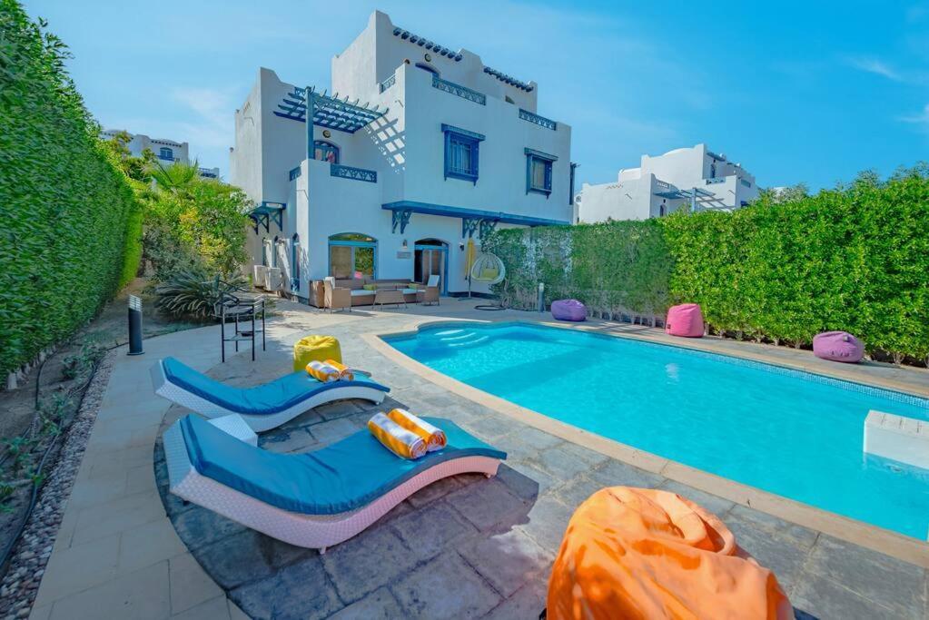 Spacious With Private Pool Hurghada