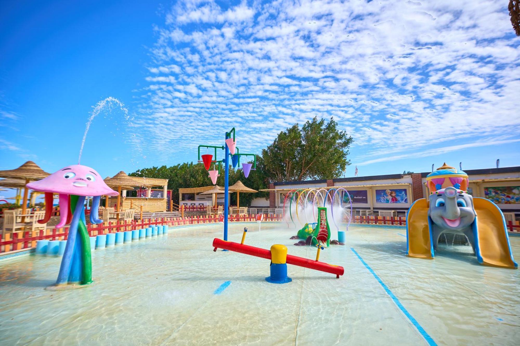 El Karma & Aqua Park - 4*