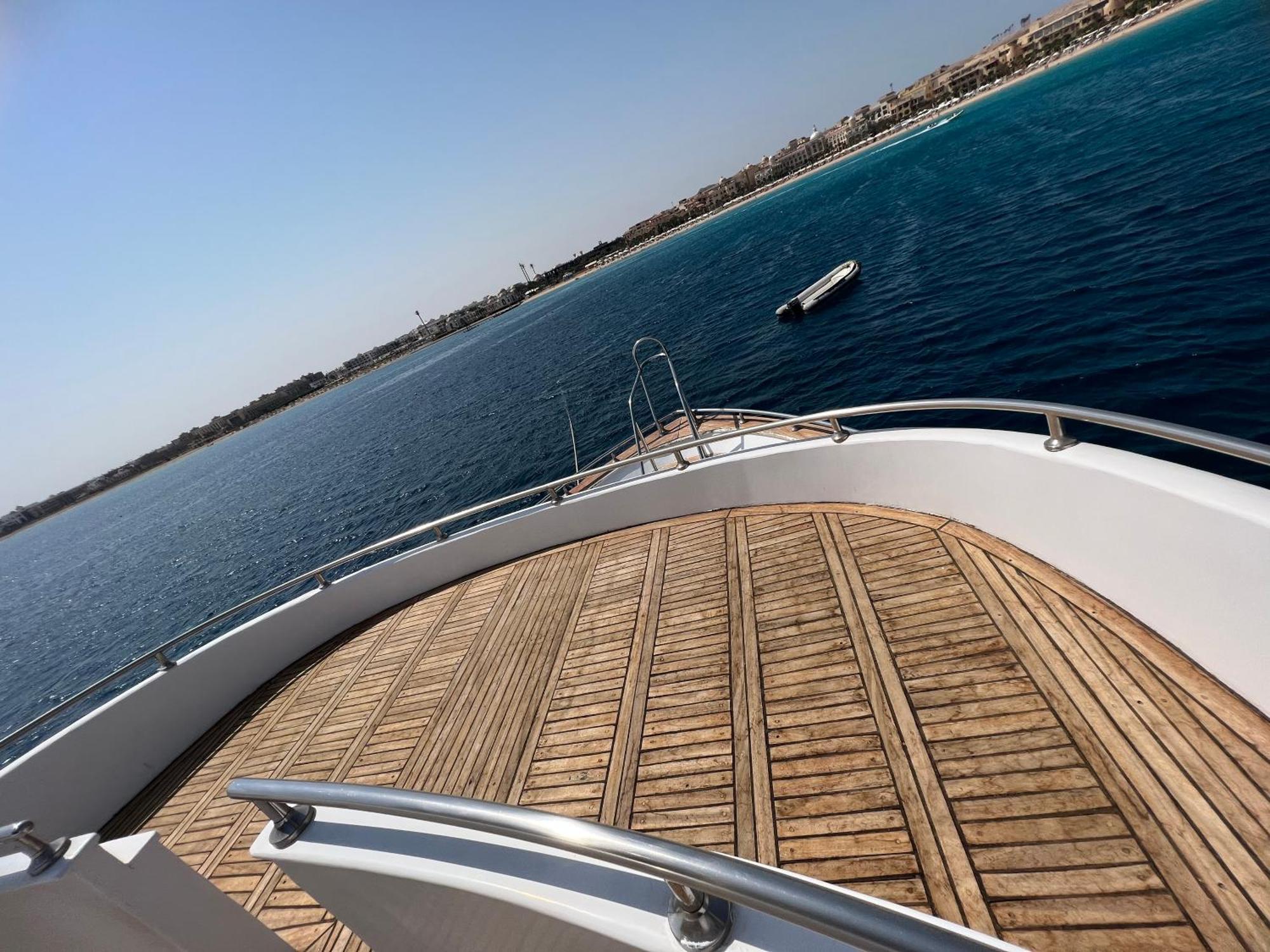 Kuba Luxus Tour - Boat In Sahl Hashesh - Botel