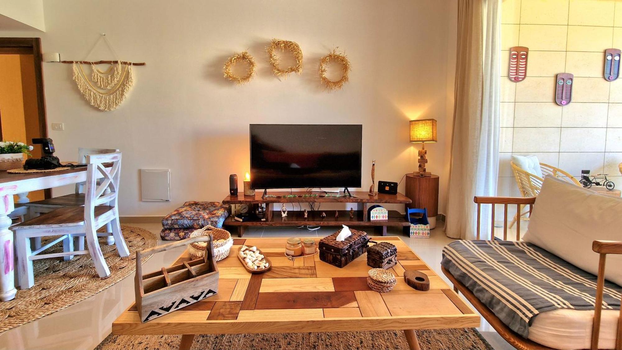 Spacious And Stylish 2 Bedroom Unit In El Gouna Apartment *