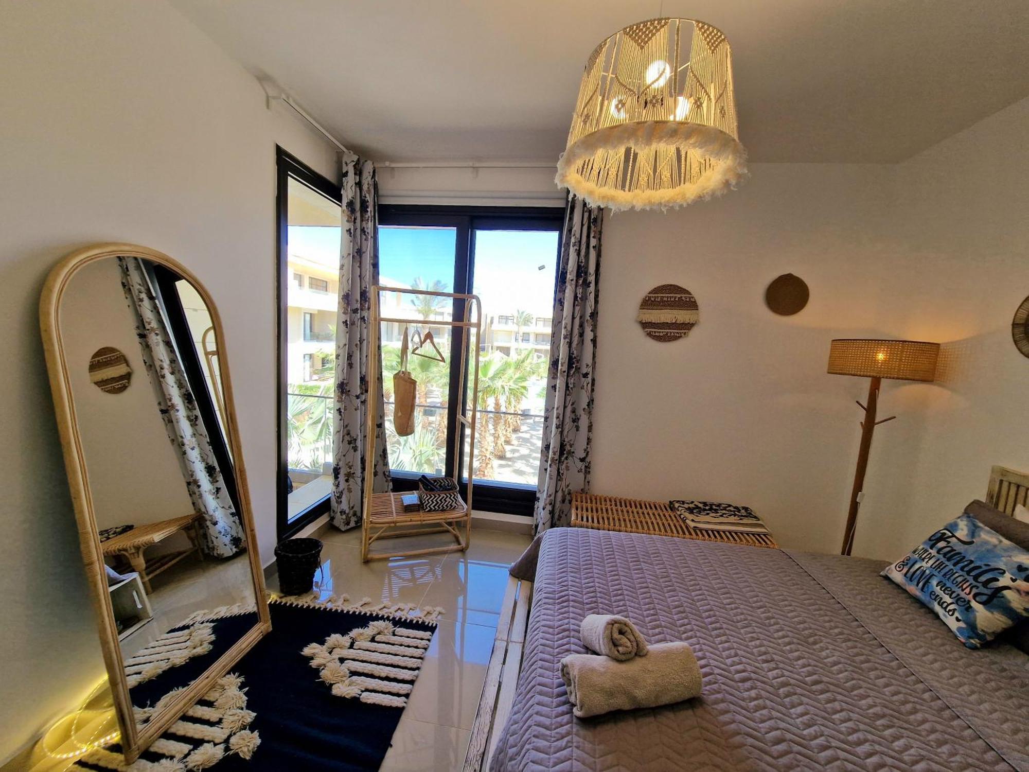 Spacious And Stylish 2 Bedroom Unit In El Gouna Apartment *