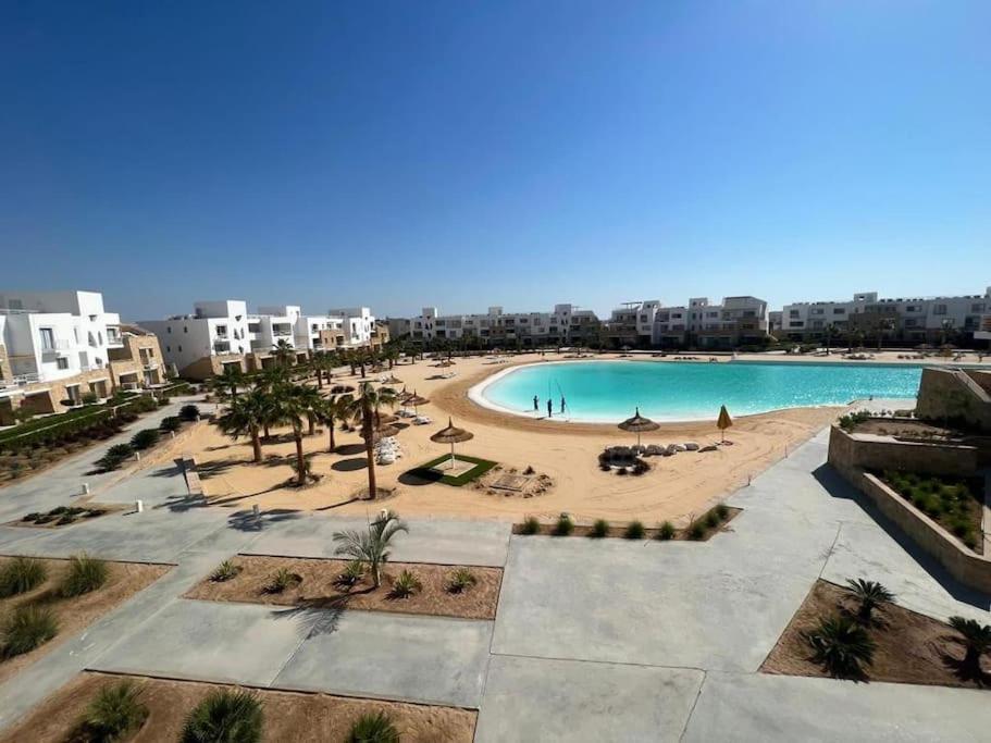 Luxury Waterfront Vacation Apartment